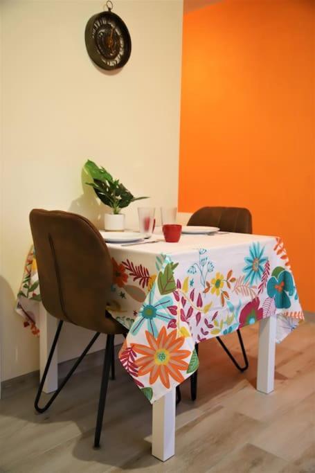 Orange Villa Plestan Dış mekan fotoğraf